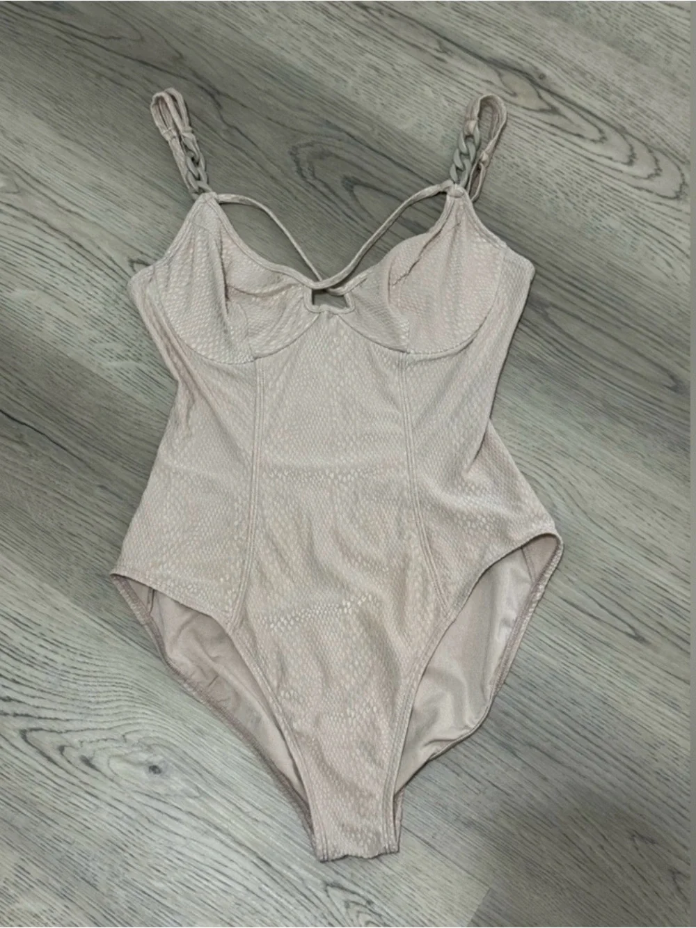 Robin Piccone Blush Beige Plunge Underwire OnePiece Chain Strap Swimsuit 12 $228